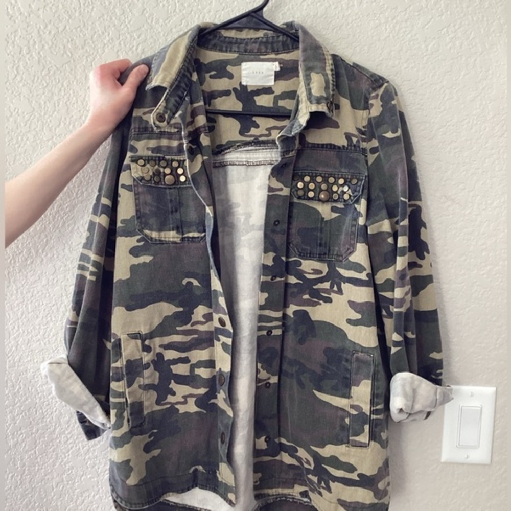 Lush Jacket - Picture 2 of 5